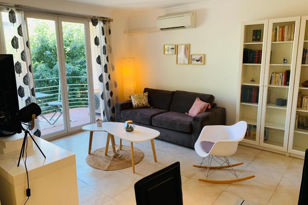 Apartamento Robert Soleau Bright Design Flat Center Of Antibes Exterior foto